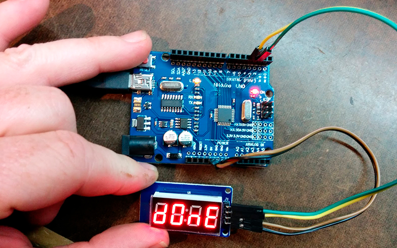 LED индикатор TM1637 и Arduino - схема подключения