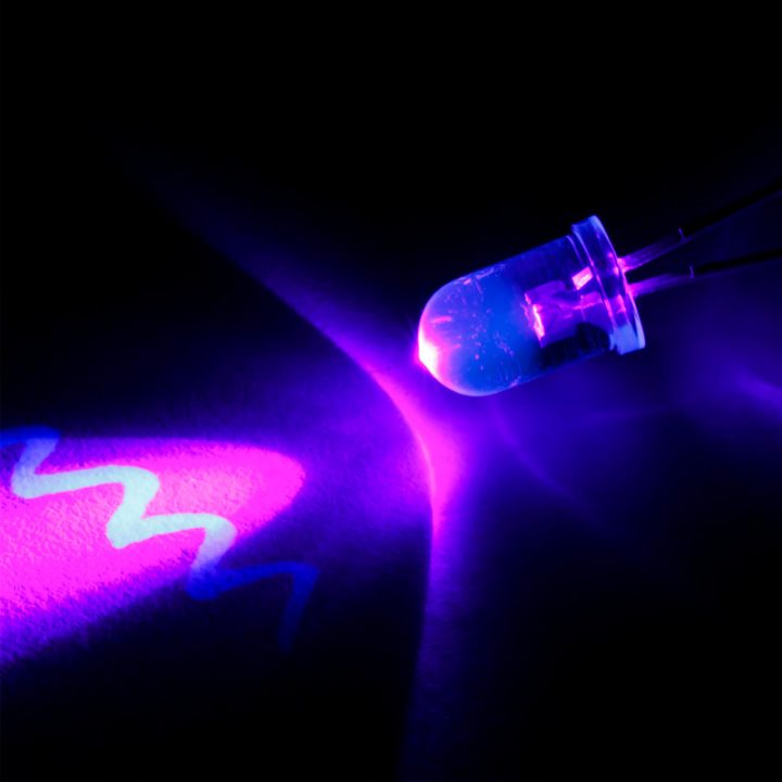 УФ светодиод 5 мм 395~400 нм ультрафиолетовый Купить в Москве с ...